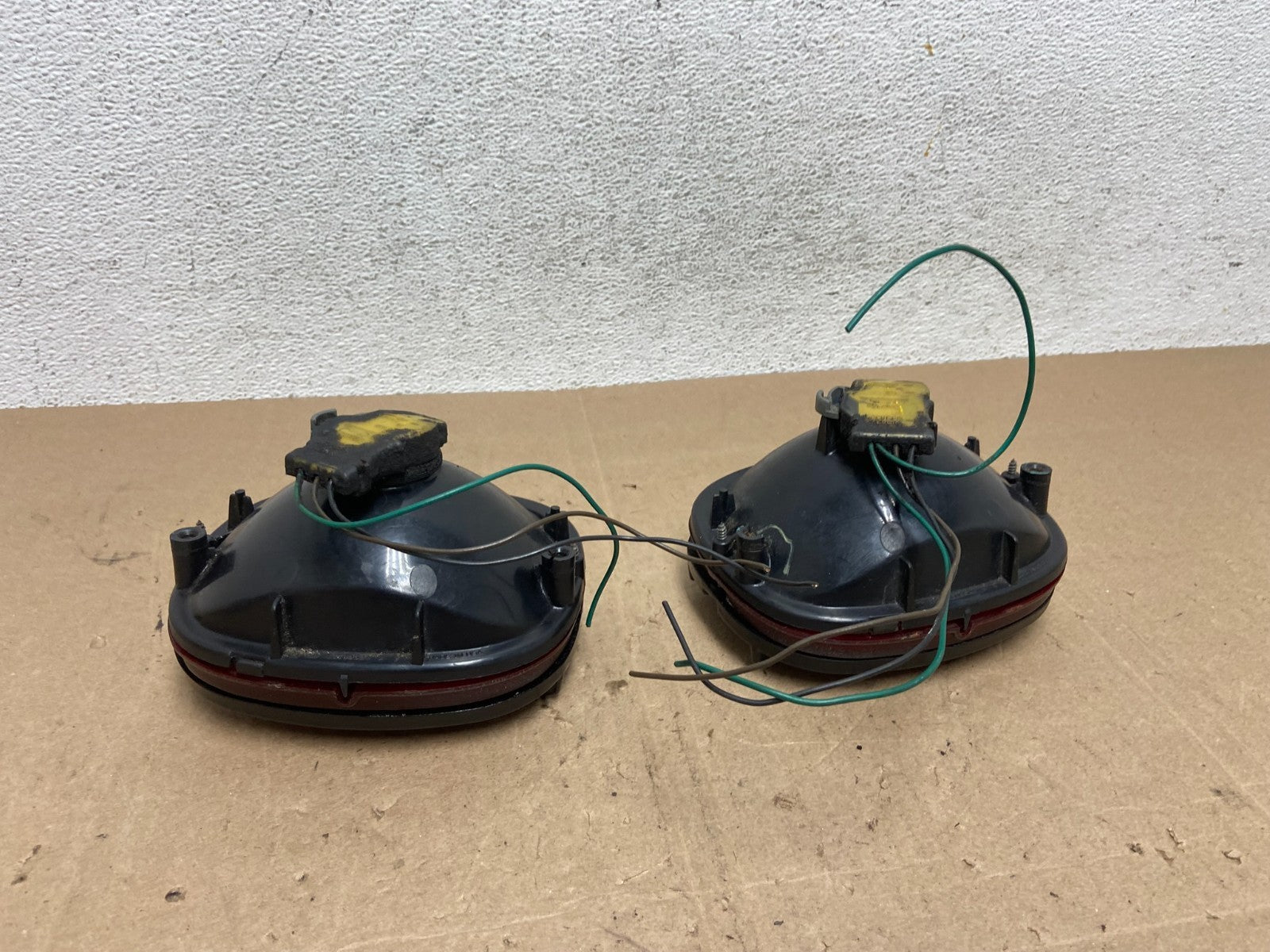 1990 to 1996 Chevrolet Corvette C4 Tail Light Lamp Lens and Housing AE60394
