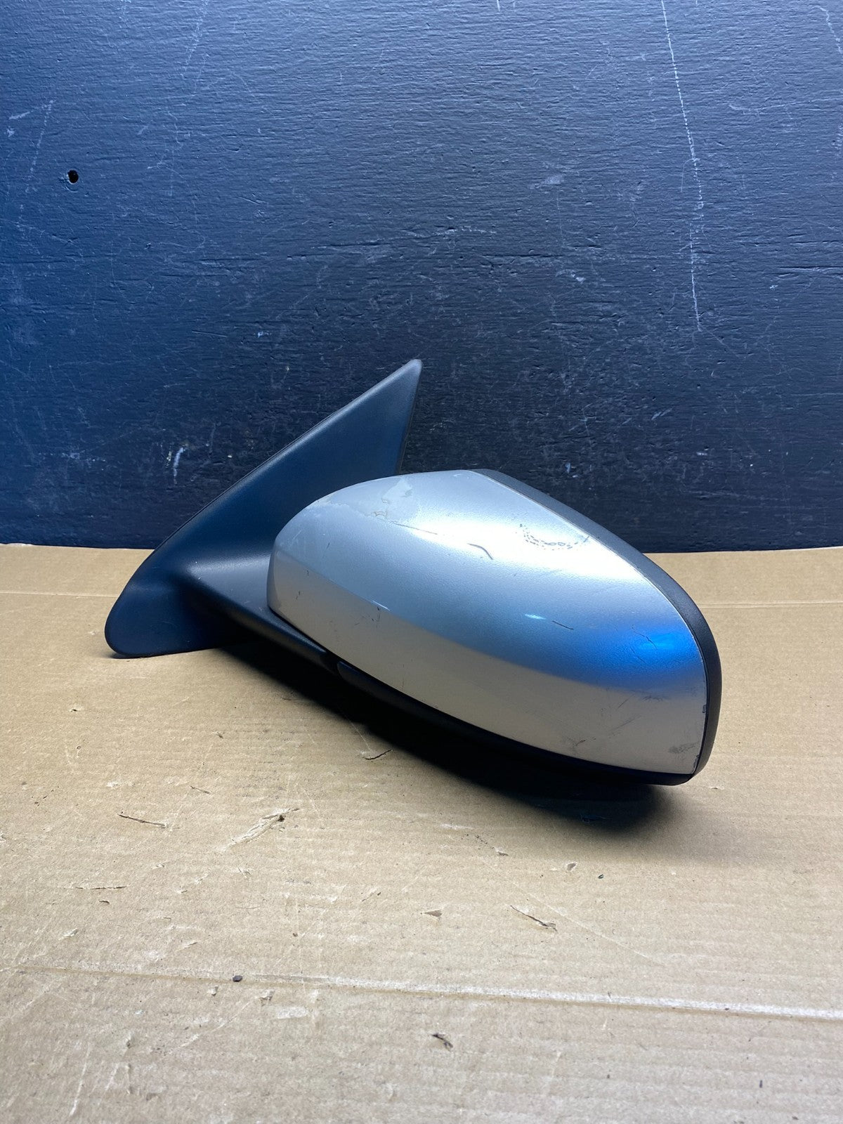 2004 - 2006 Volvo S60 Left Driver LH Front Door View Mirror AD6620 DW2
