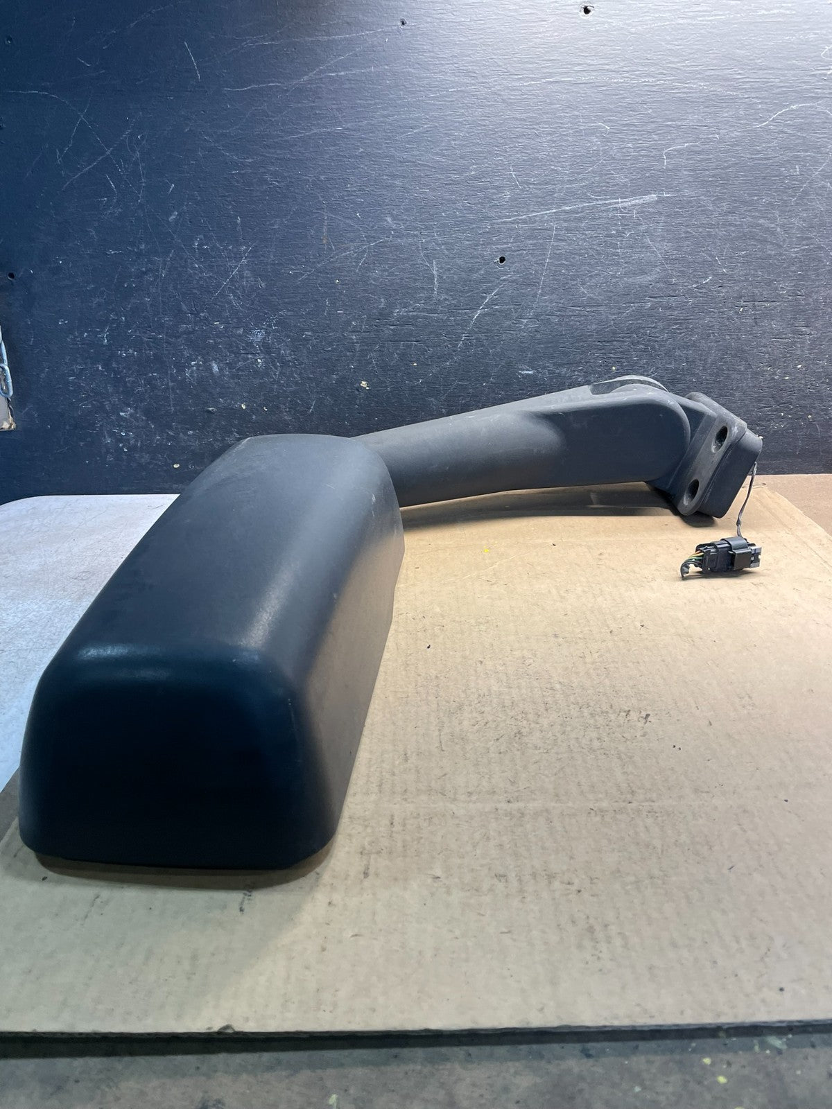 2003-09 Chevrolet C4500 Kodiak/GMC C5500 Topkick Left Side Door Mirror z2311 DG0