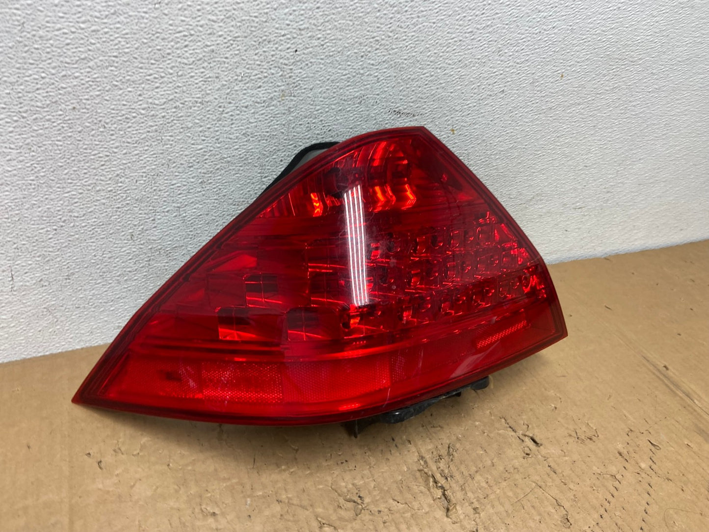 2006 - 2007 Honda Accord Left Driver Lh Side Tail light AD2361 LK2