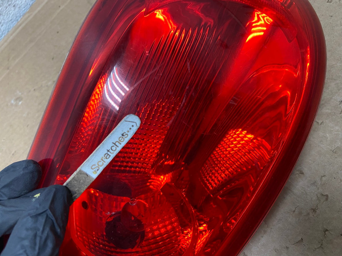 2006 - 2009 Pontiac G6 Coupe Left Driver LH Side Tail Light AH8895 LK3