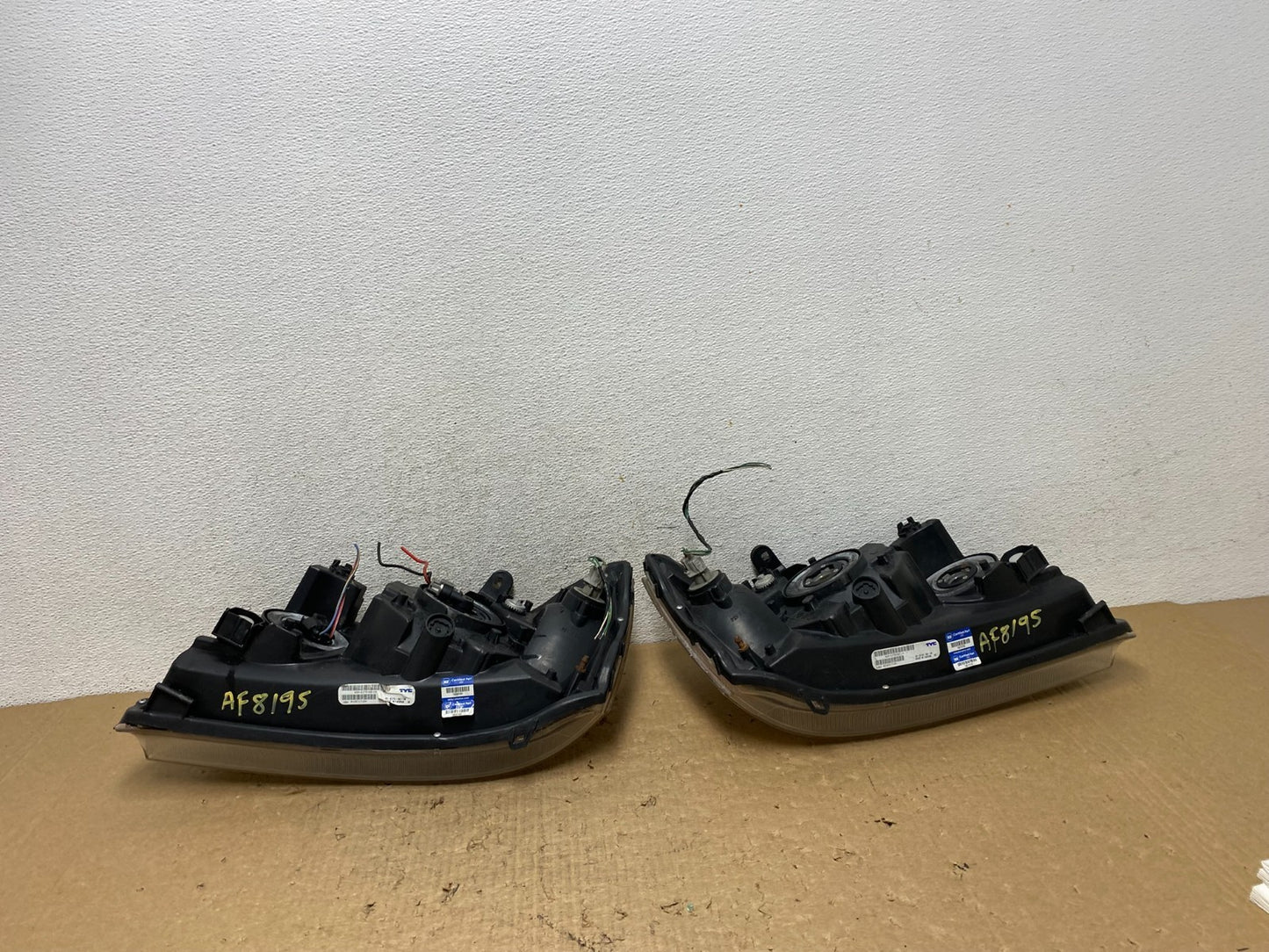 2001 2002 2003 Toyota Highlander Headlights Left+Right Side AF8195 DW6