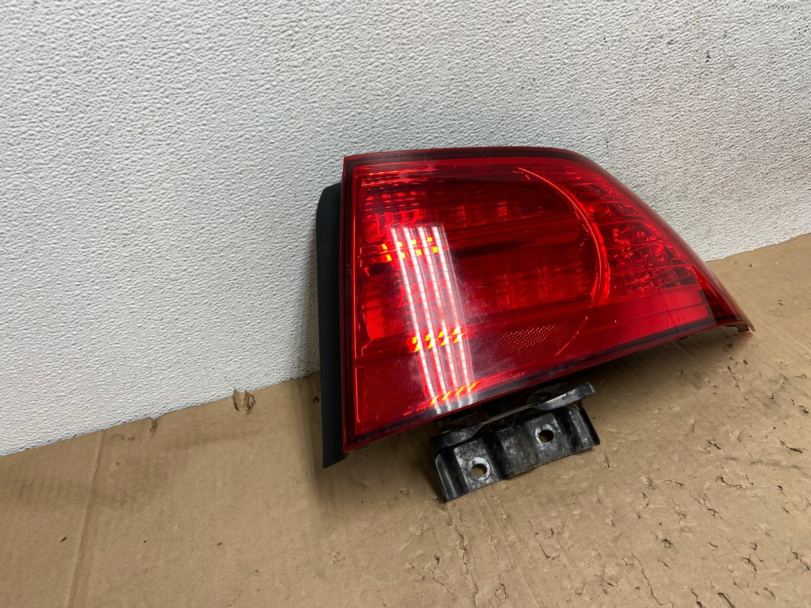 2004 2005 2006 Acura TL Right Passenger Rh Side Tail Light AE9297 LK2