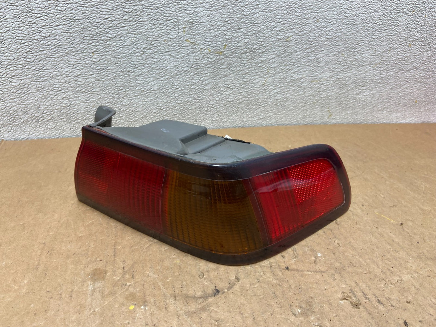 1997 - 1999 Toyota Camry Tail Light Right Passenger Rh Side OEM Z7668 PS0