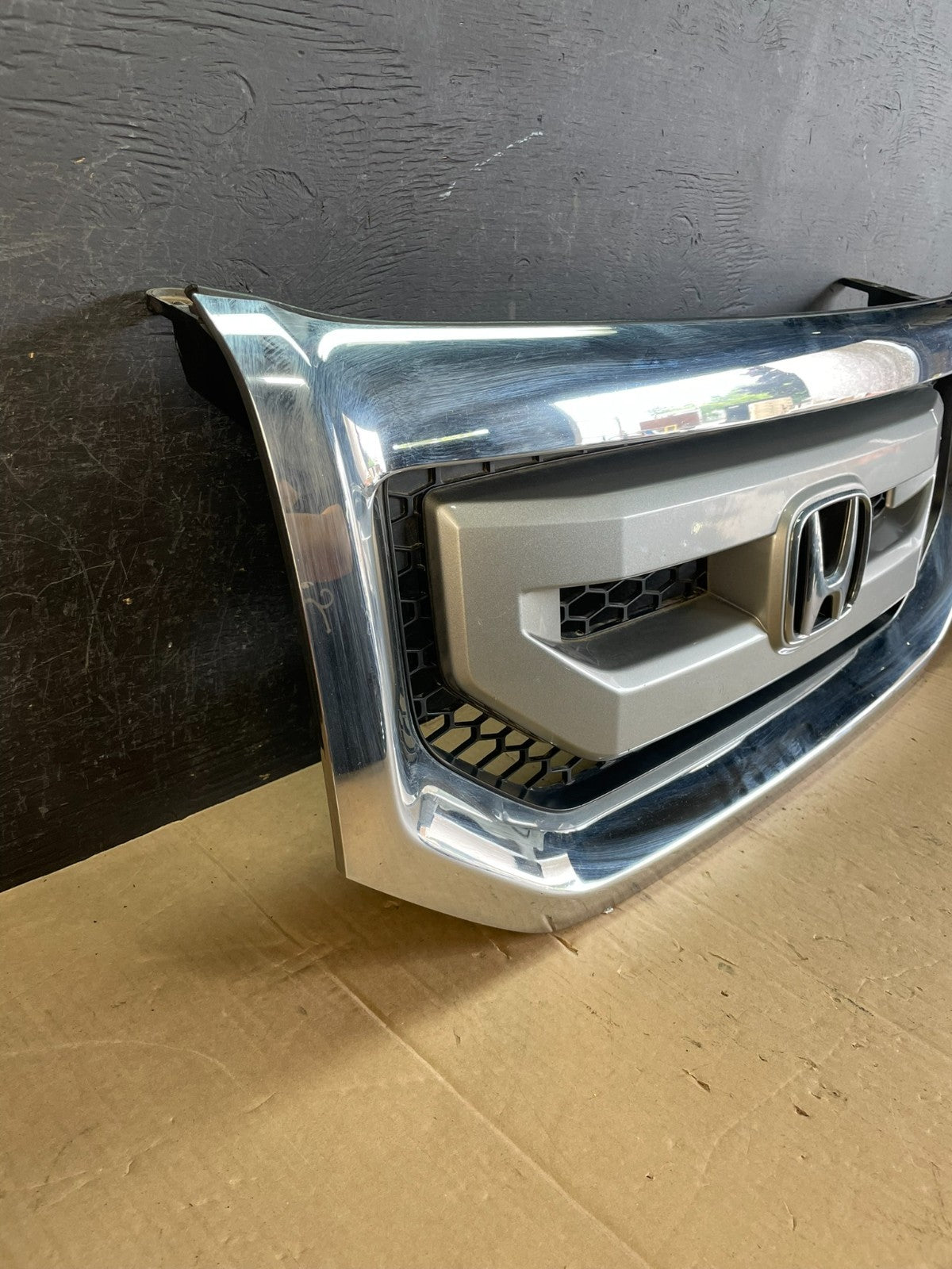 2009 to 2011 Honda Pilot Front Upper Grill Grille AD5781 DG2