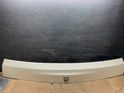 2011-2018 Dodge Grand Caravan Rear Tail Gate Trim Molding Panel U8131 DG0