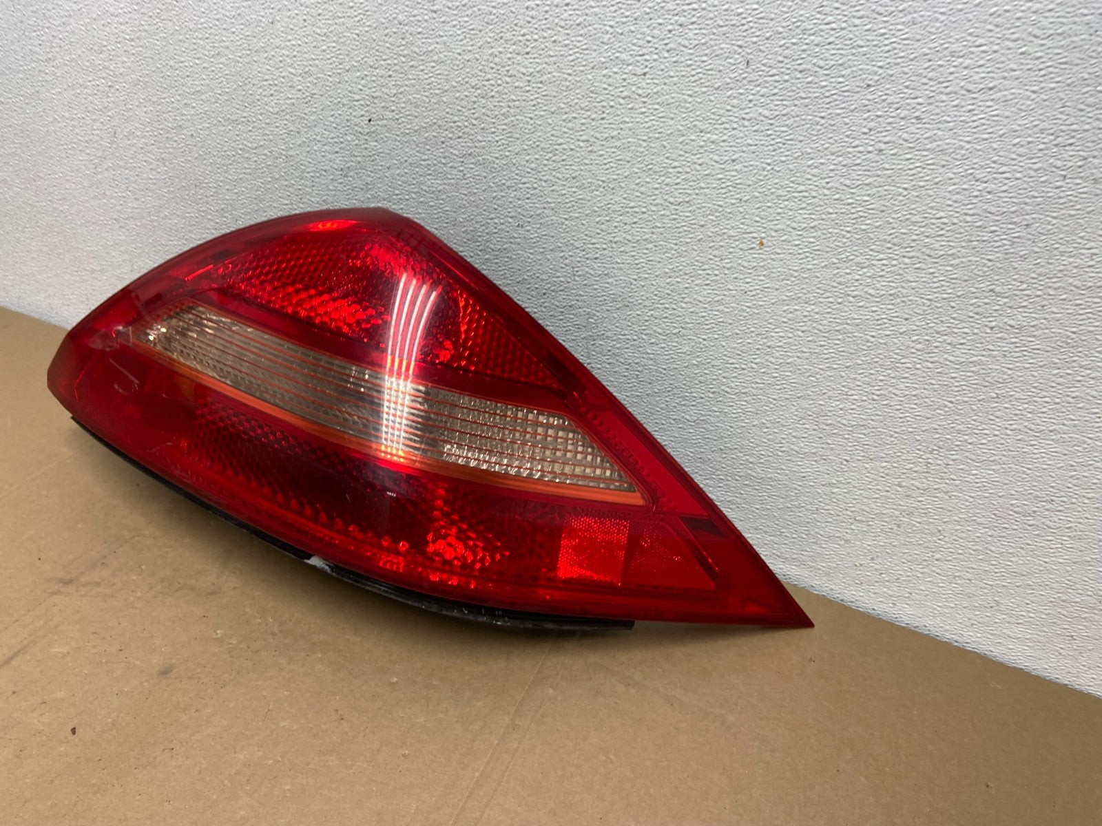 2003 2004 2005 Honda Accord Coupe Right Passenger Rh Tail Light AC5602 DW1