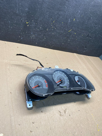 2002-2003 Nissan Pathfinder Xterra Cluster Speedometer Instrument OEM R8823 DG1