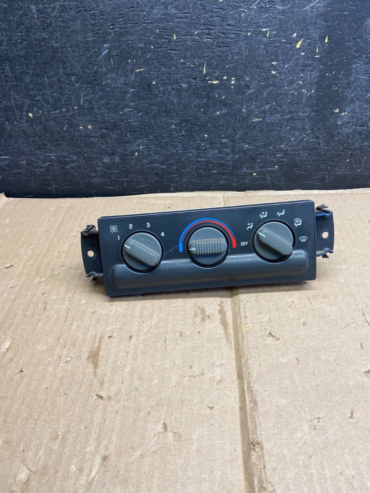 1998-2003 Chevrolet S10 Blazer HVAC A/C Heater Climate Control Module AI2709 DG0