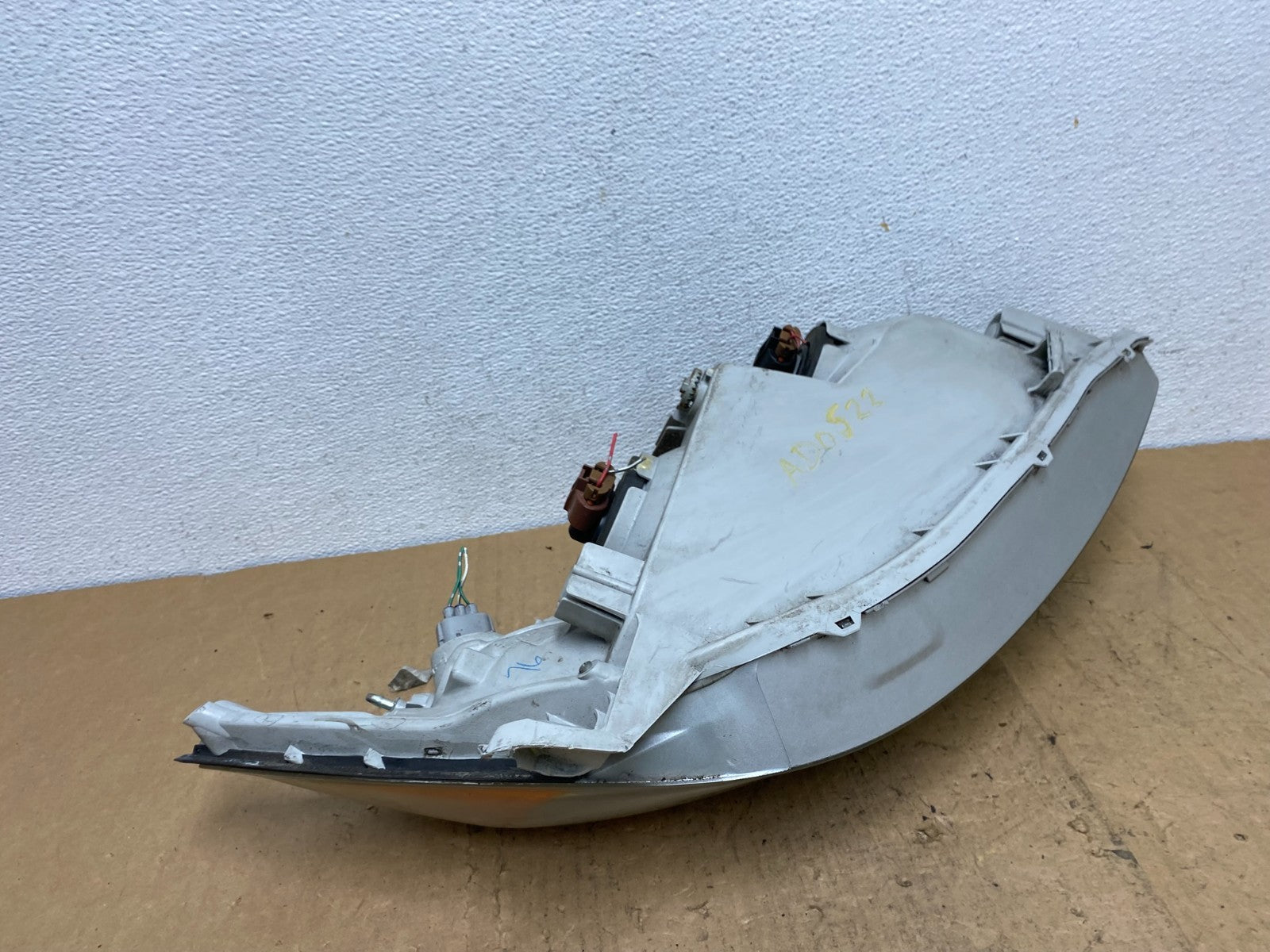 2002 2003 2004 Toyota Camry Left Driver Lh Side Halogen Headlight AD2650 DW8