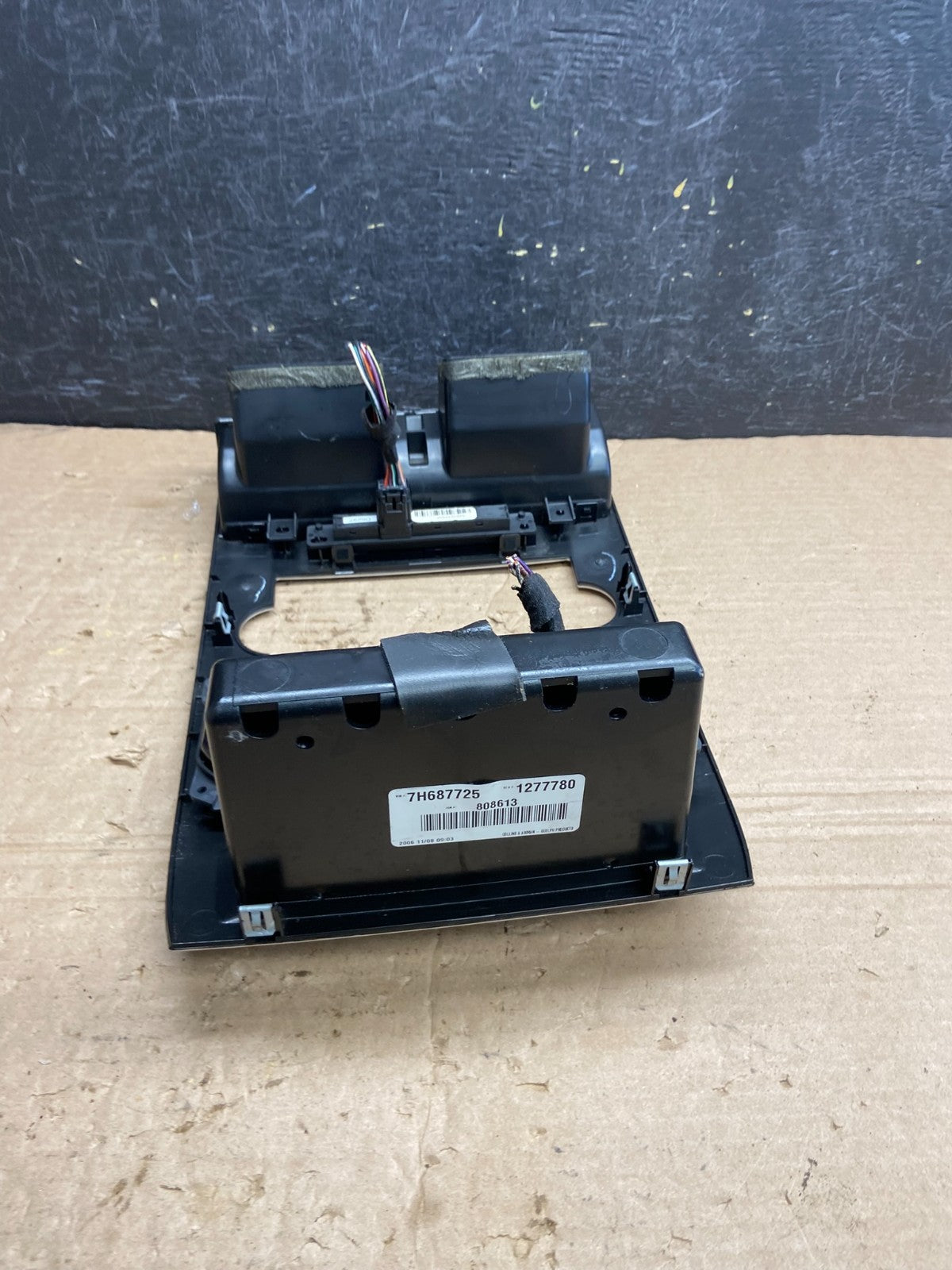 2005 - 2007 Dodge Charger Dash Climate Temperature Control Radio Bezel AF2255 DG4
