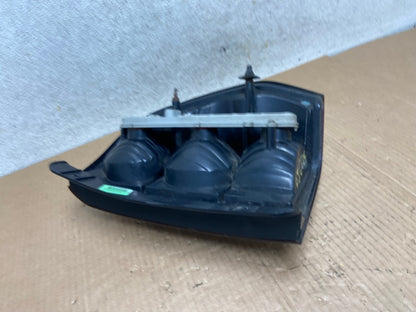 2002 to 2009 Chevrolet Trailblazer Left Driver LH Side Tail Light AI6605 LK6