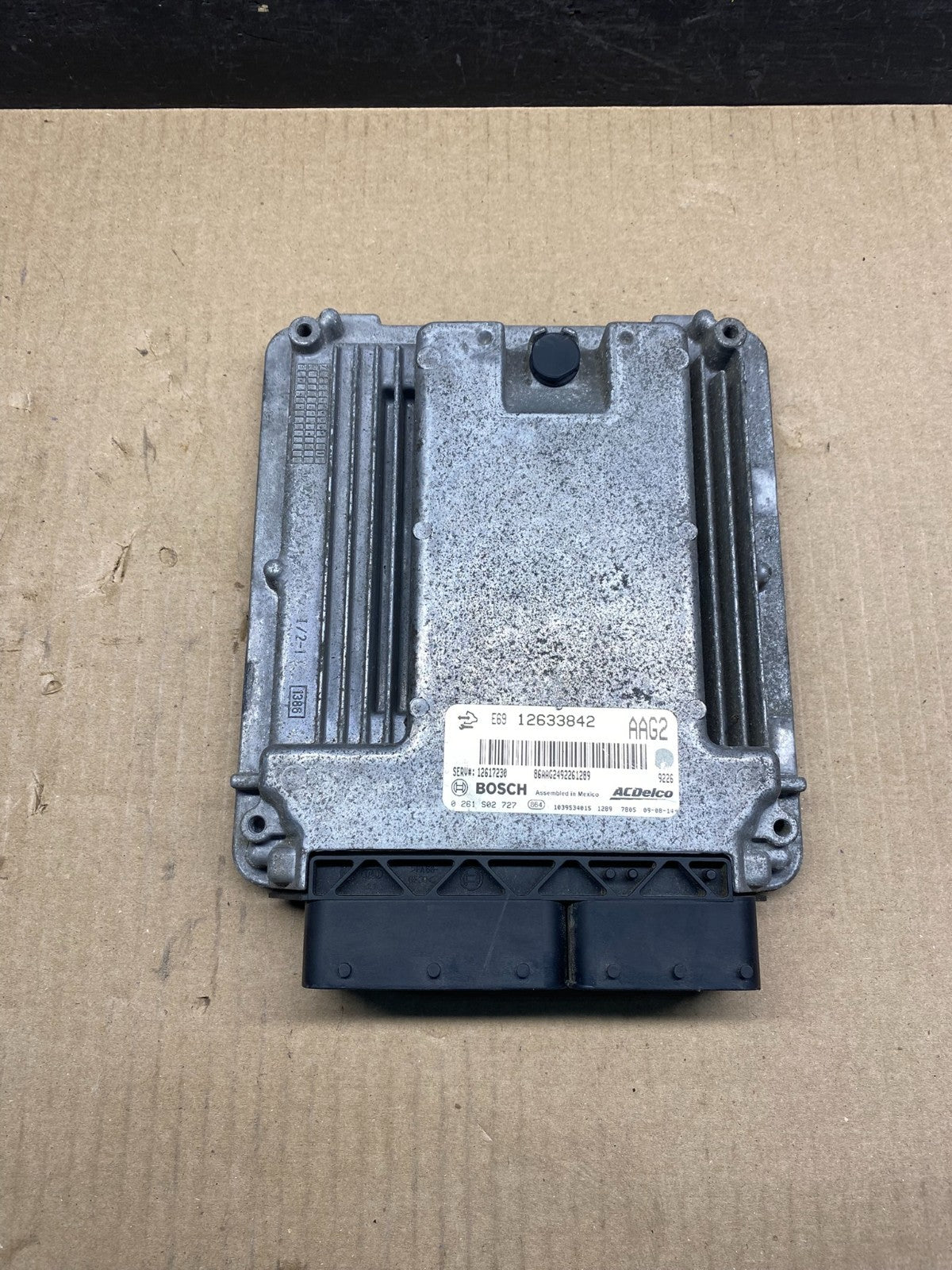 2010 2011 GMC Acadia Traverse Engine Control Module ECM ECU 12633842 AG9738 DG0