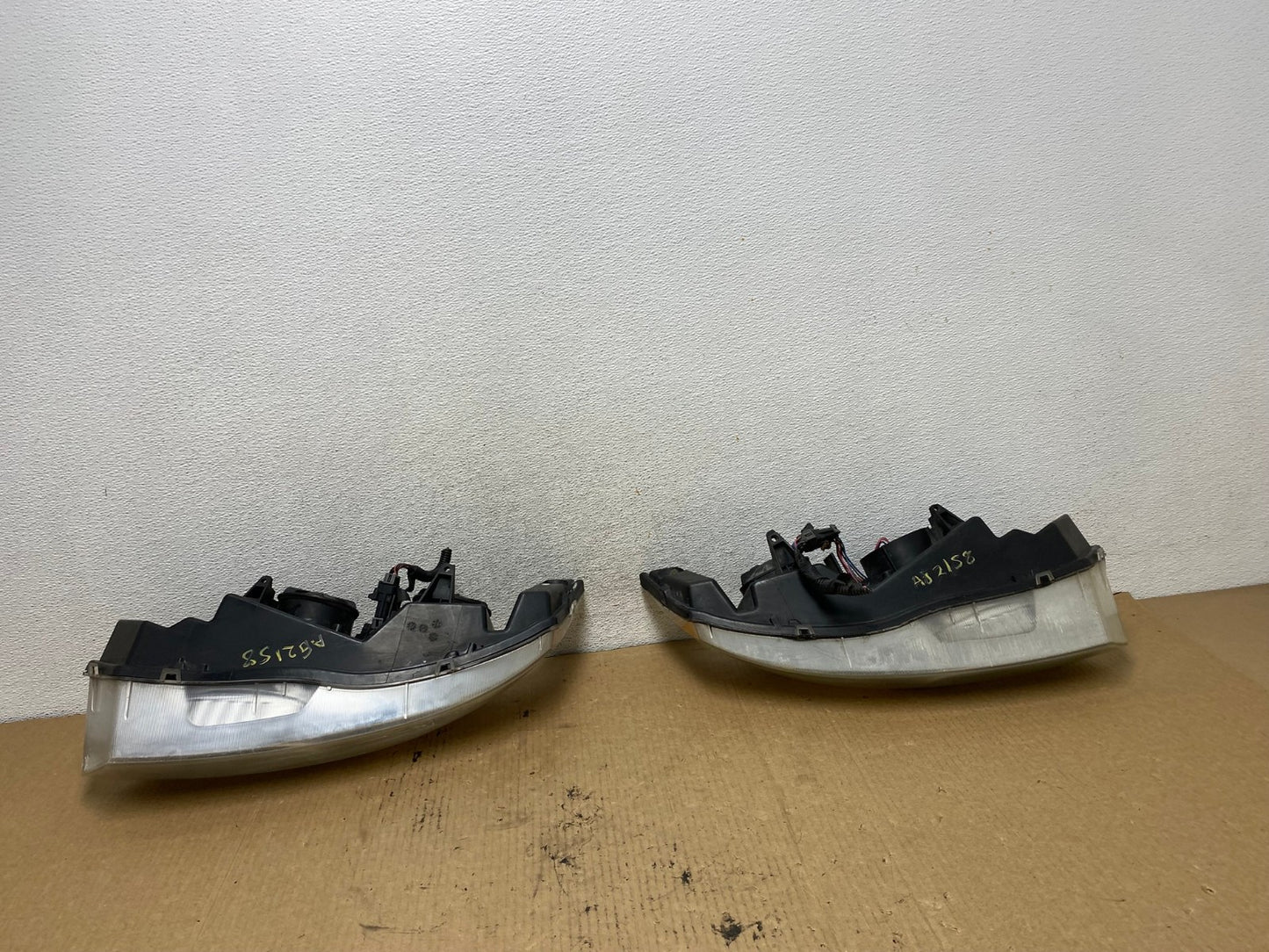2003 to 2007 Saturn Ion Halogen Headlights Left+Right Side AG2158 LK8