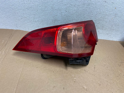 2009 to 2010 Acura Tsx Sedan Left Driver Lh Side Tail Light AD6447 LK2