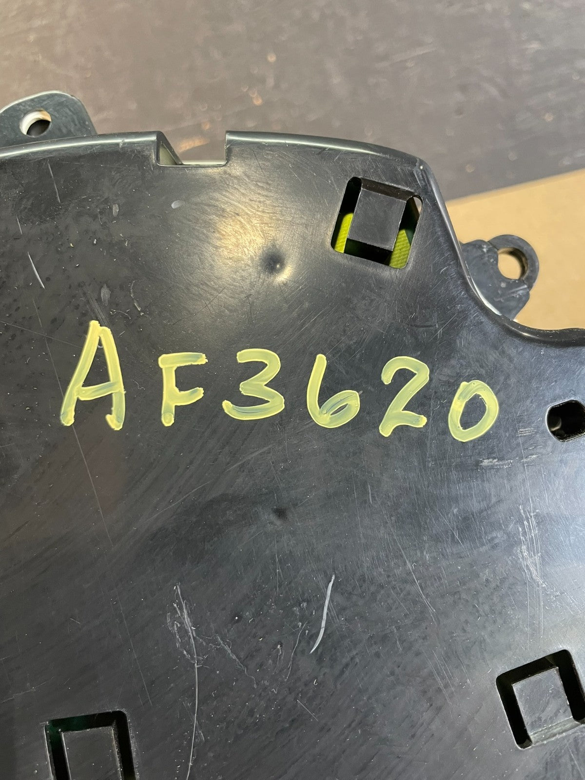 2003 to 2006 Chevrolet Trailblazer Envoy Cluster Gauge Speedometer AF362011