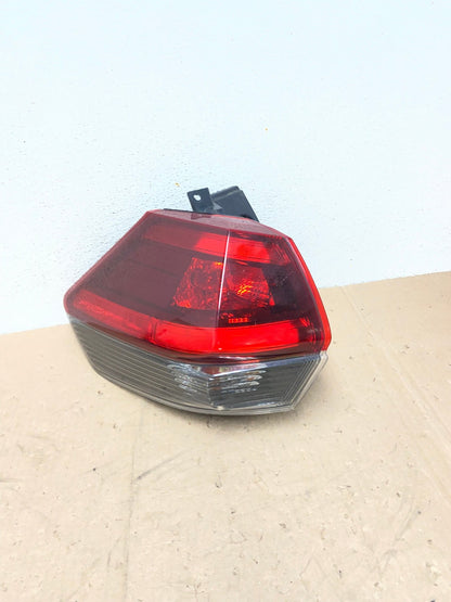 2017 - 2020 Nissan Rogue Outer Left Driver LH Side Tail Light AG5350 LK0