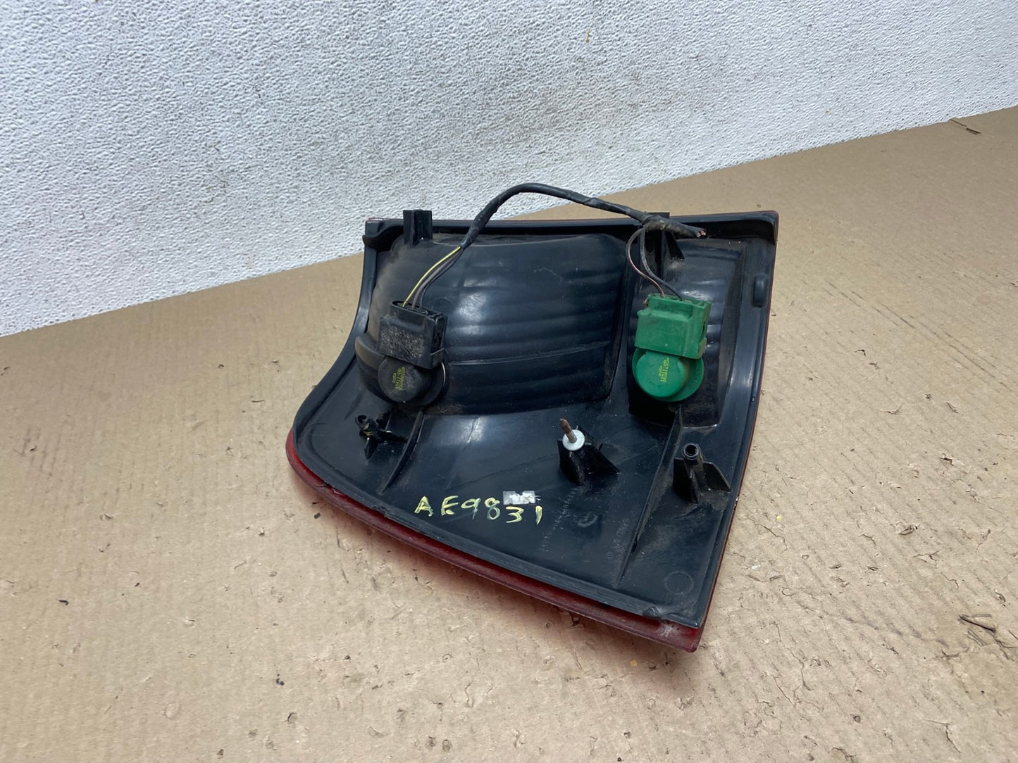 2002 to 2005 Ford Explorer Right Passenger Rh Side Tail light AE9831 LK5