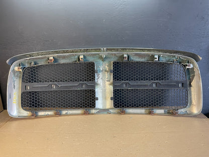 2002 2003 2004 2005 Dodge Ram 1500  Upper Front Grill Grille AE8671 DG3