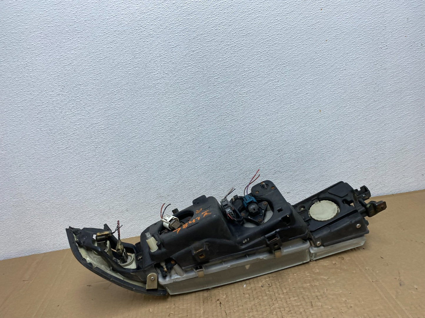 1990 to 1993 Acura Integra Right Passenger Side Headlight Halogen AC3862 DG5