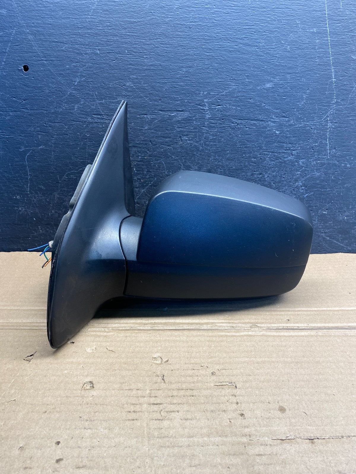 2003 to 2009 Kia Sorento Left Driver LH Door Mirror ae8111 DG0