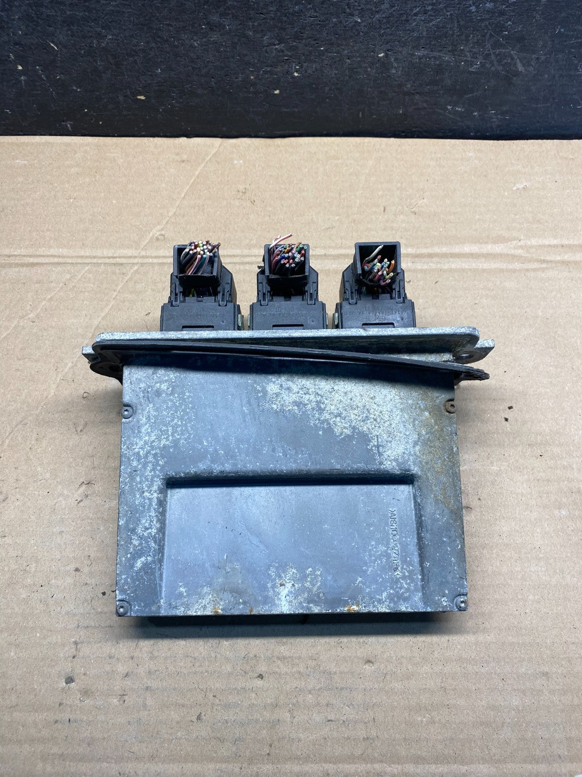 2005 2006 Ford Escape Engine Control Unit ECU ECM Computer Module AH9877 DW1
