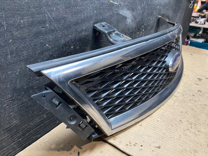 2005 2006 2007 Ford Five Hundred  Front Upper Grill Grille Logo Emblem U7759 DG2