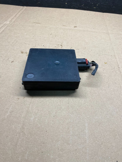 2013 to 2018 Ford Lincoln Rear Radar Blind Spot Module r8716 DG4