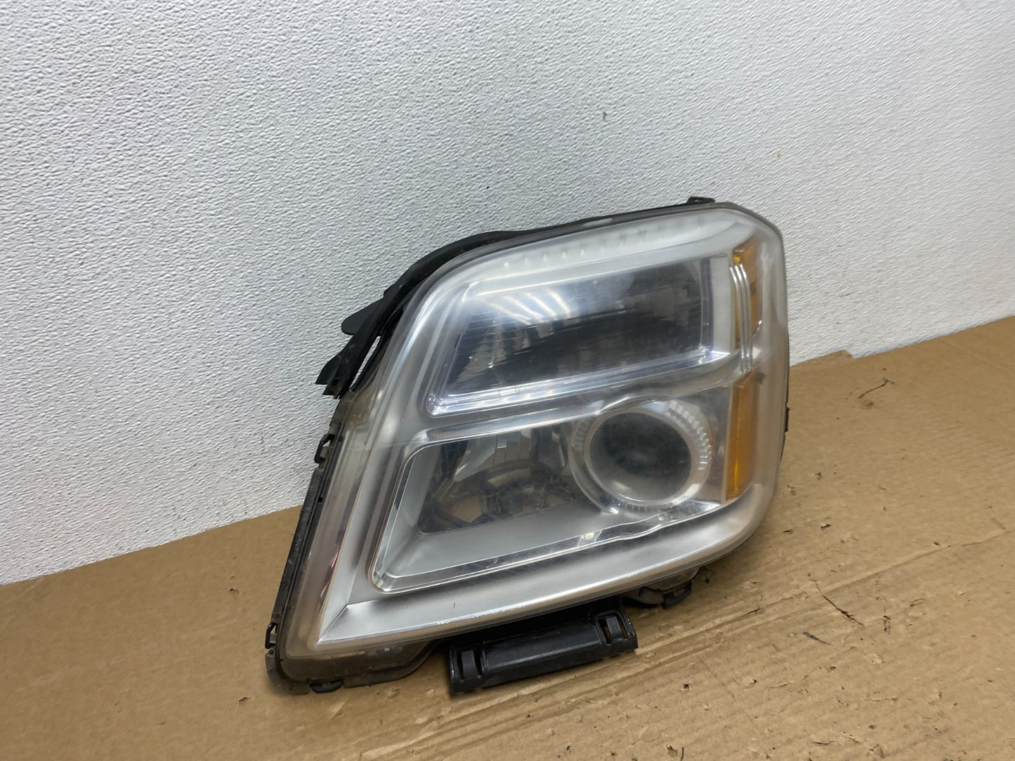 2010 to 2015 GMC Terrain Halogen Left Driver Lh Side Headlight TYC AD4031 DW2