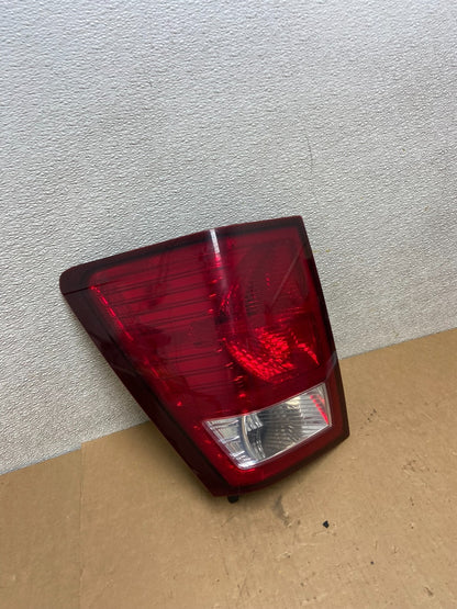 2007 to 2010 Jeep Grand Cherokee Left Driver Lh Tail Light Oem Z6748 DW2