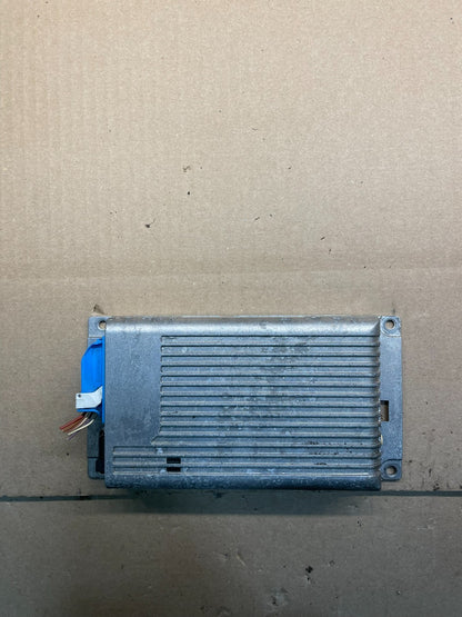 2004 2005 Audi Volkswagen Control Module Computer Telematics OEM V6689 DG0