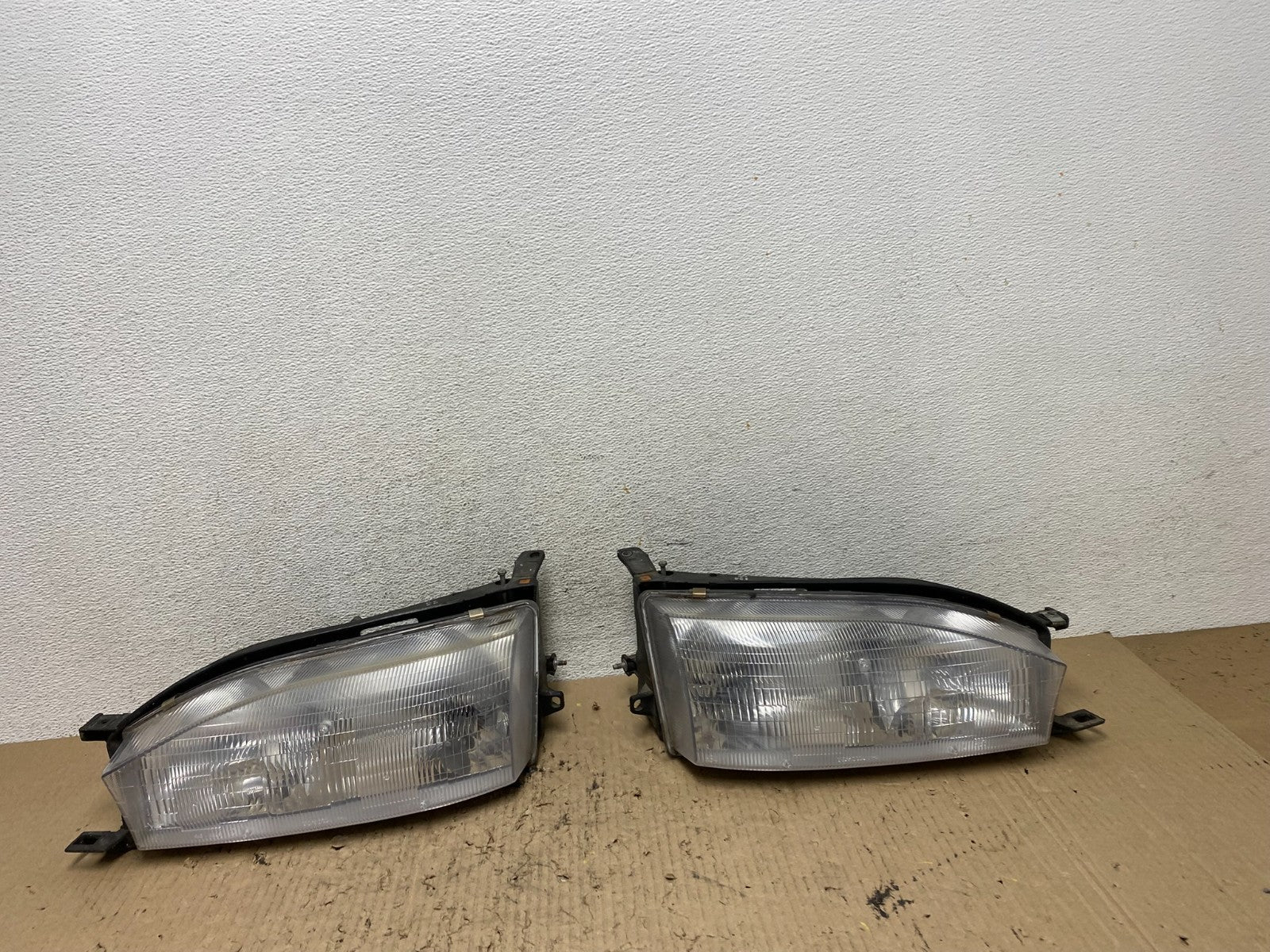 1992 1993 1994 Toyota Camry Left+Right Halogen Headlights AF7185 DW0