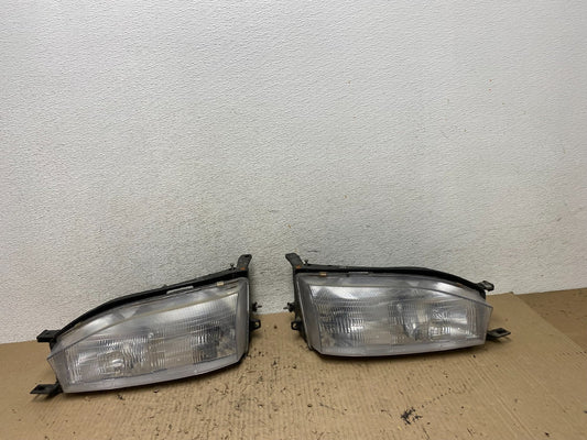 1992 1993 1994 Toyota Camry Left+Right Halogen Headlights AF7185 DW0