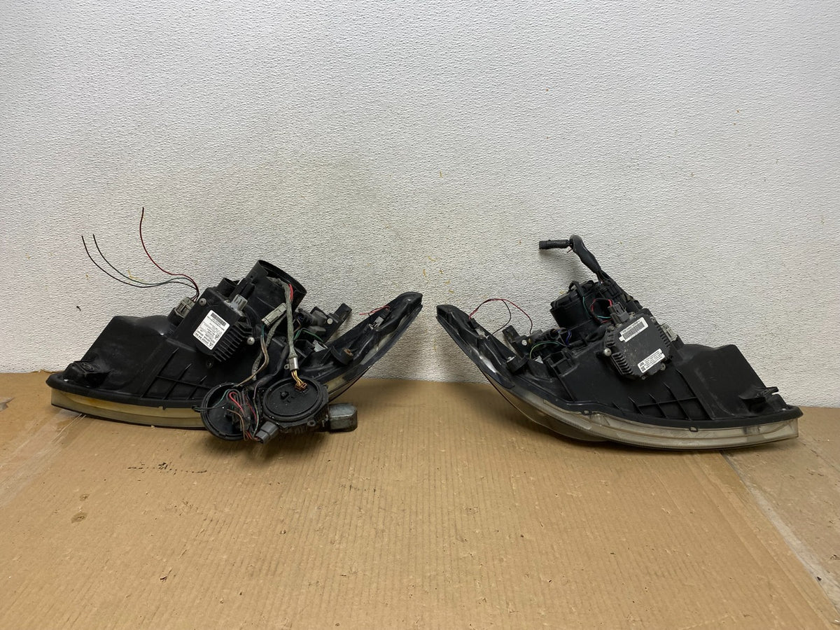 2004 to 2008 Infiniti Fx35 Hid Xenon Left+Right Headlights AH3065 DW9