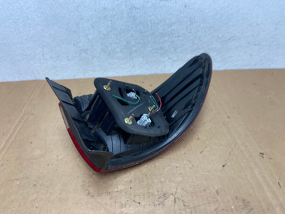 2001 to 2002 Honda Accord Sedan 4door Right Passenger Tail Light AD3111 LK5