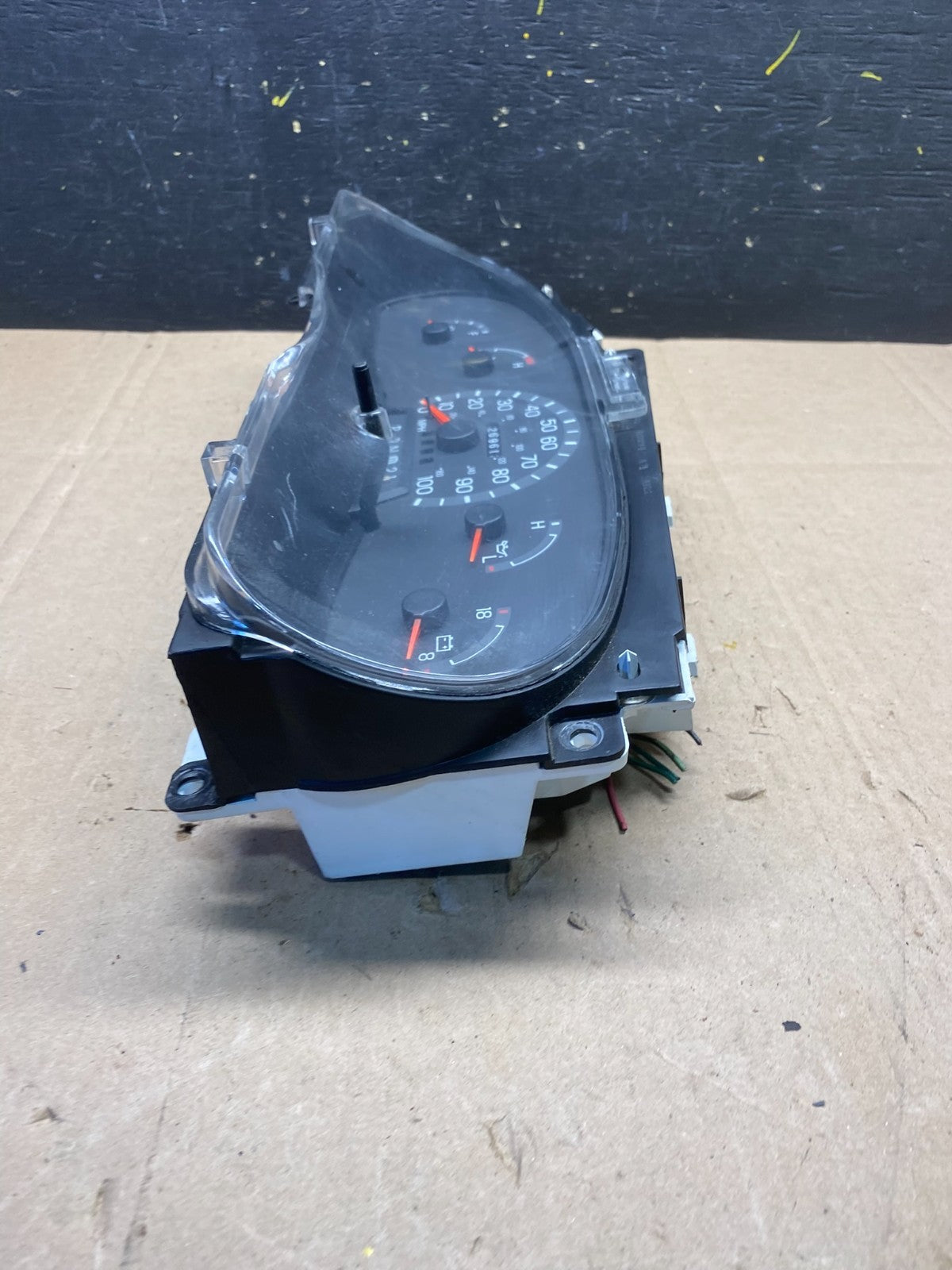 2001 - 2002 Ford Econoline E250 E350 Van Speedometer Instrument Cluster r8813 DG3