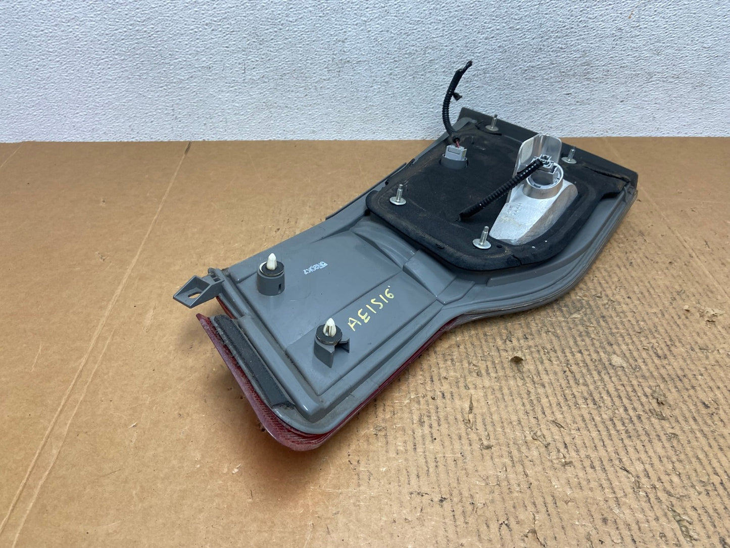 2008 to 2010 Honda Odyssey Left Driver LH Side Tail Light Inner AE1516 LK5