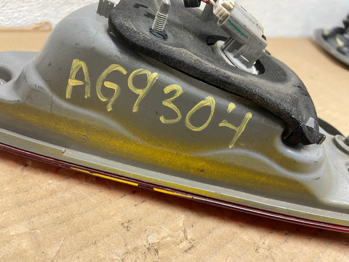 2015 - 2017 Toyota Camry Right Passenger RH Side Tail Light Inner AG9304 LK8