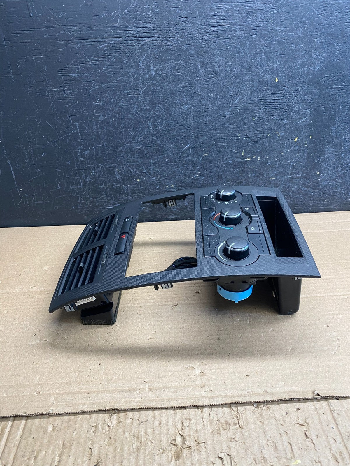 2008 - 2010 Dodge Charger Dash Climate Temperature Control Radio Bezel AG0168 DG1