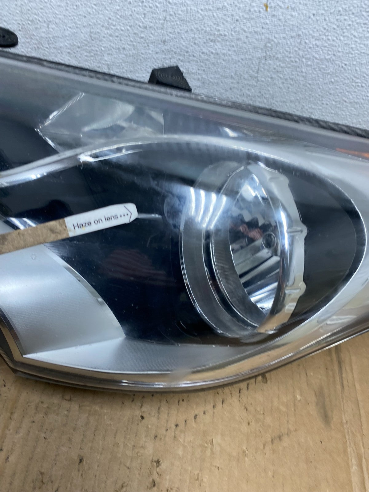 2012 - 2017 Hyundai Veloster Left Driver LH Side Halogen Headlight AD1073 DW4