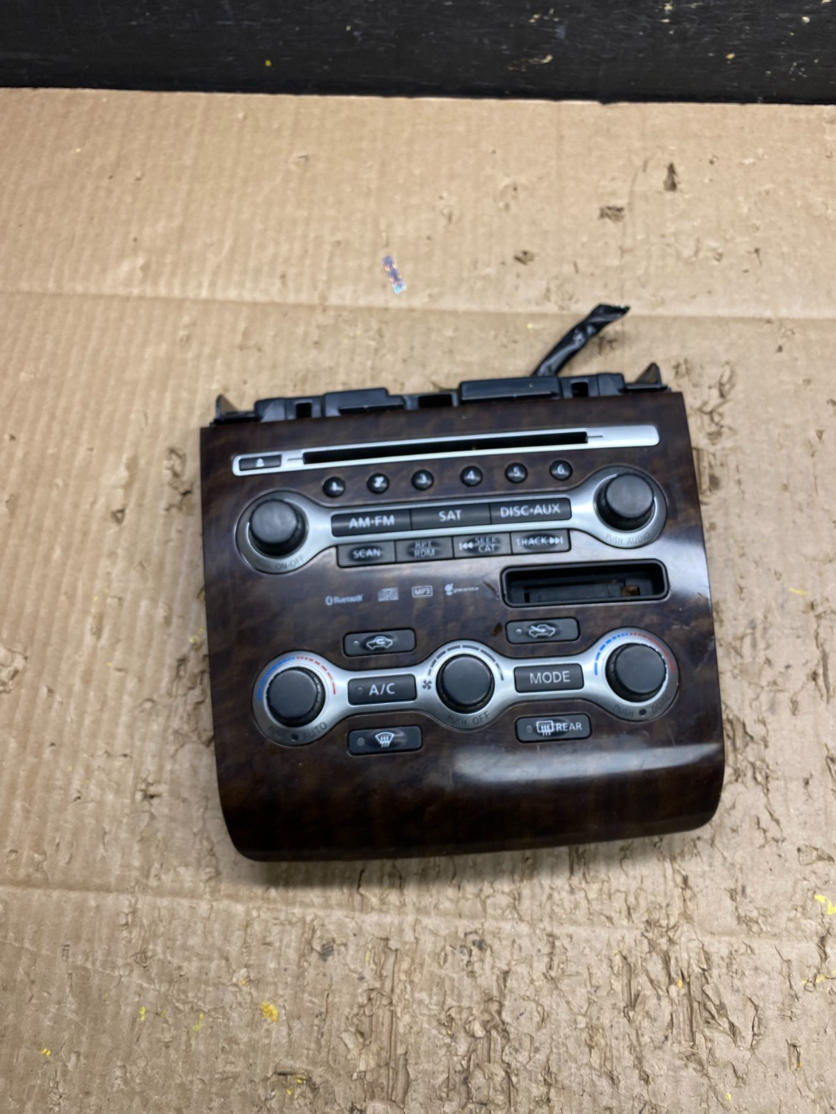 2010-2013 Nissan Maxima Center Console Climate Control Radio Bezel v7309 DG0