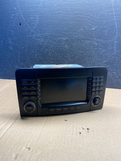 2006 2007 2008 Mercedes ML350 GL450 Radio Navigation Screen Display ae2269 DG0