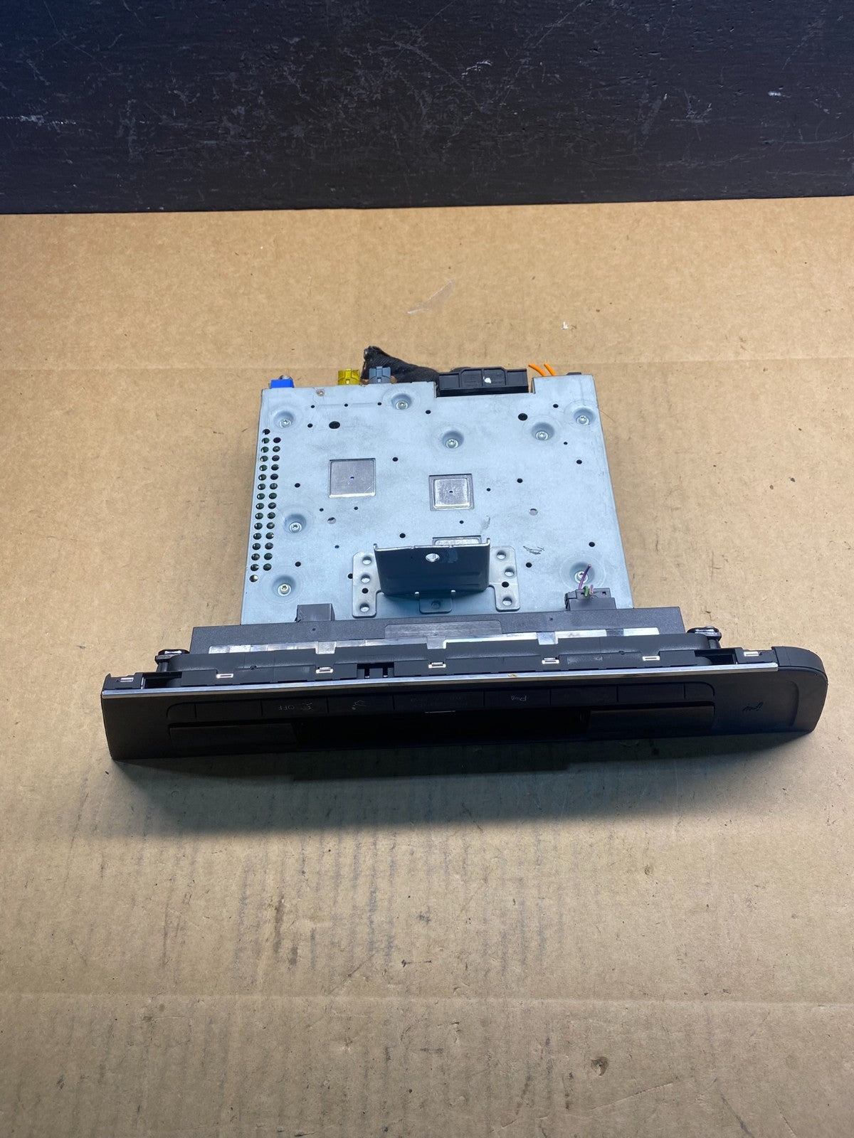 2012 - 2015 Audi A6 A7 Dashboard Audio Radio CD Receiver ac2793 DG4