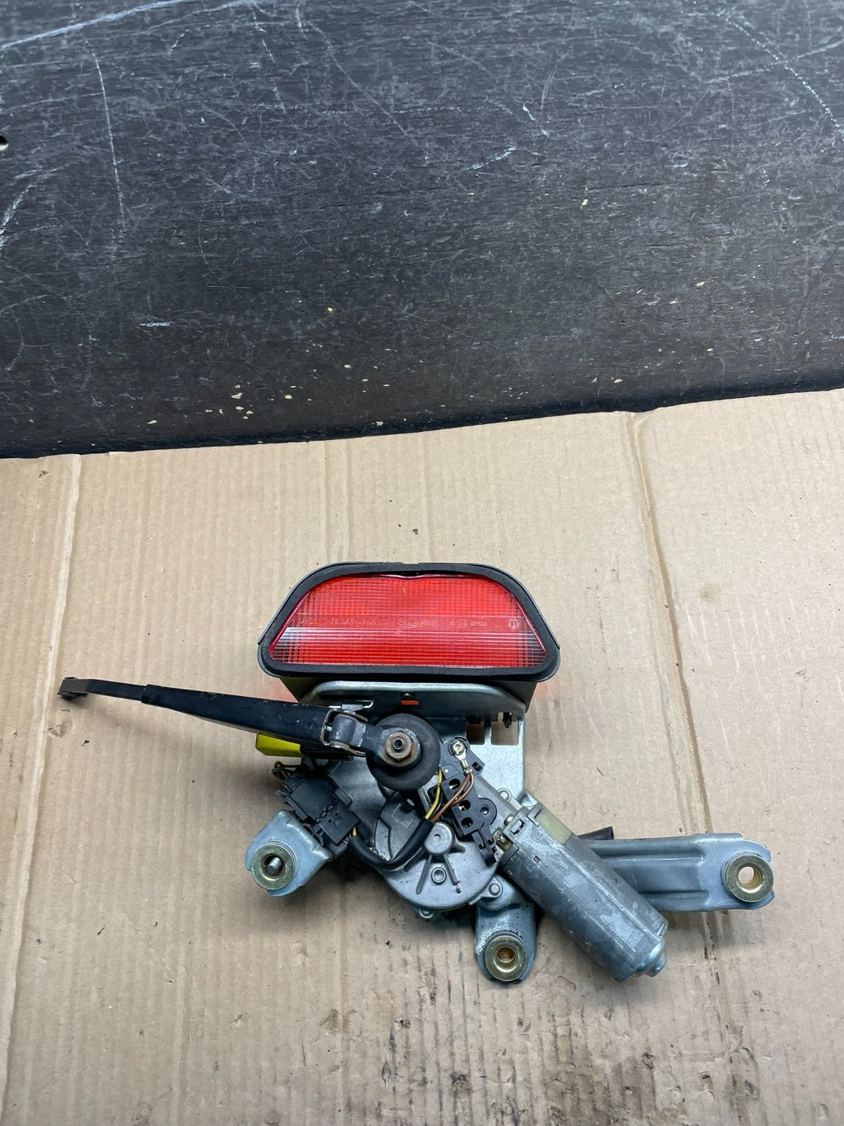 1998-2005 Mercedes W163 ML350 ML55 Rear Glass Windshield Wiper Motor X4059 DG0