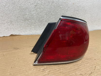 2000 to 2005 Buick Lesabre Right Passenger RH Side Tail Light AG8261 LK1