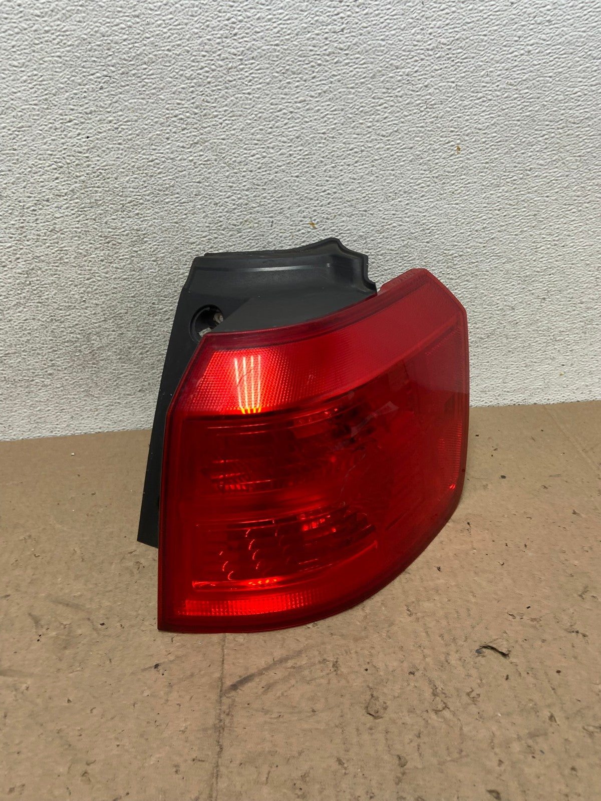 2010 to 2017 GMC Terrain Halogen Right Passenger Rh Side Tail Light AG5413 LK0