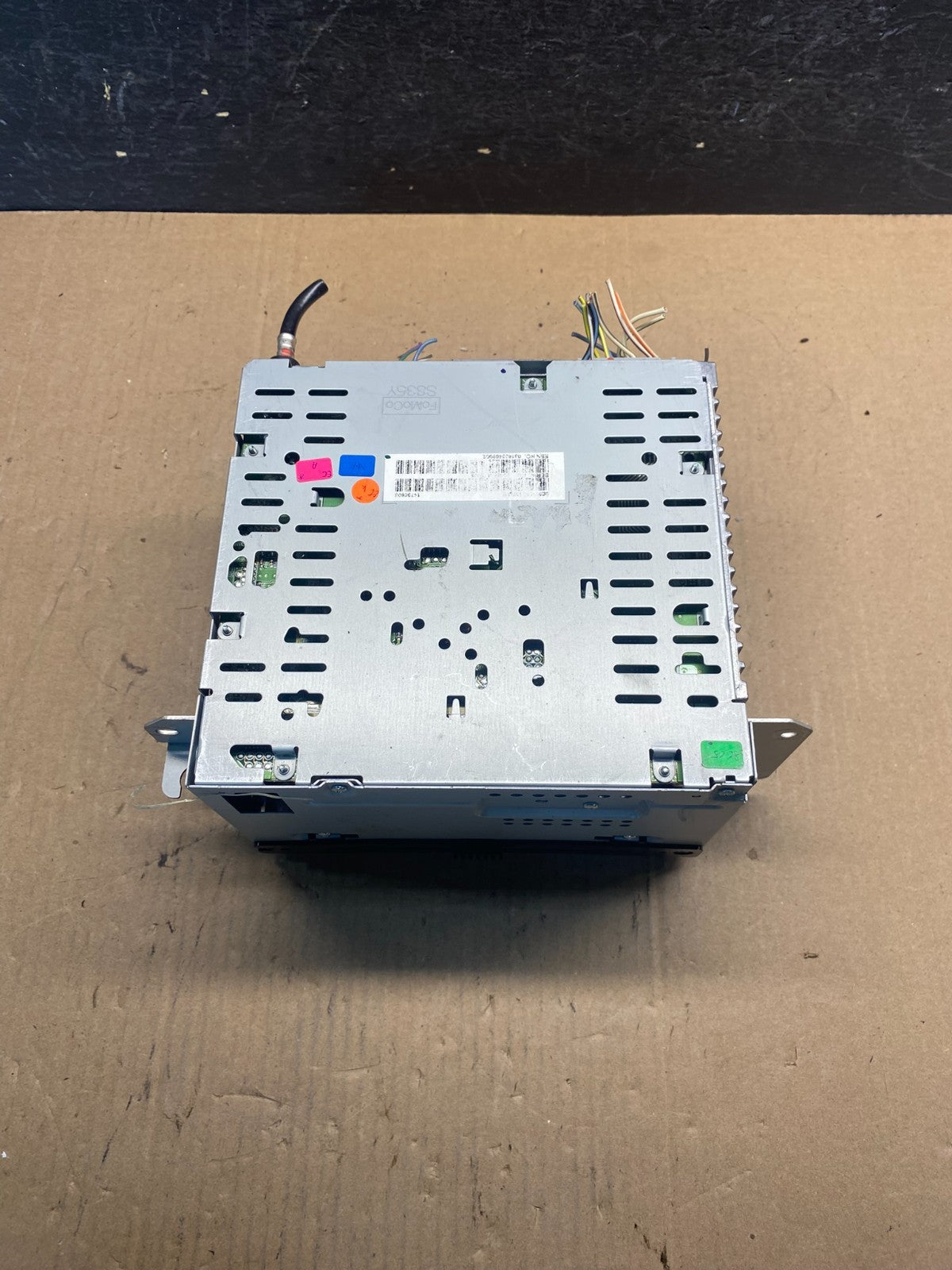 2010 2011 2012 Ford Fusion Radio Audio Receiver AM FM CD MP3 AE7724 DW4