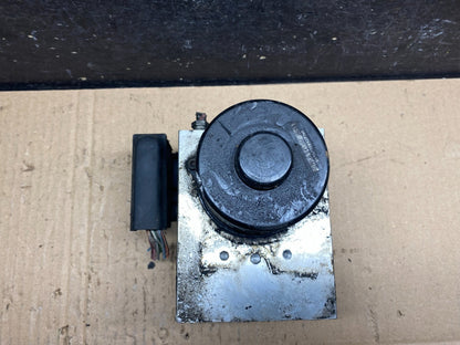 1998 to 2000 Mercedes W163 ML320 ML430 ABS Anti Lock Brake Pump Module V2349 DG4