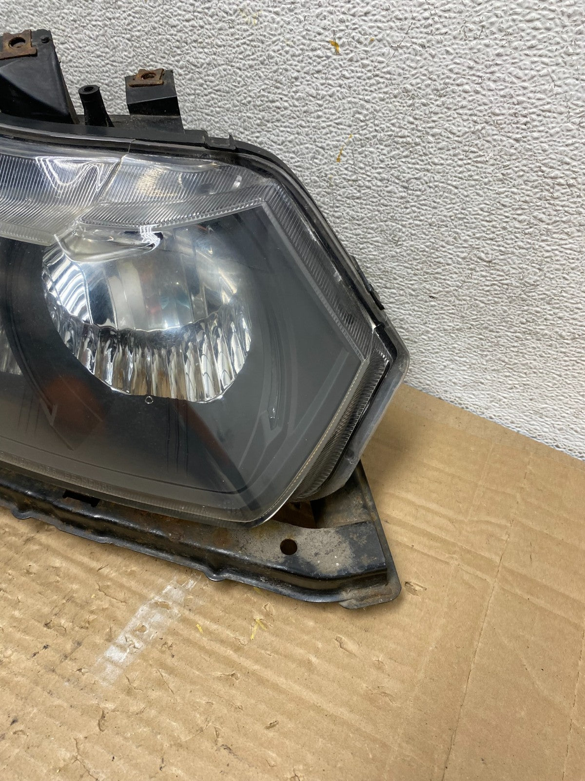 2006 - 2008 Honda Civic Coupe Headlight Halogen Right Passenger Rh AG9097 DW1