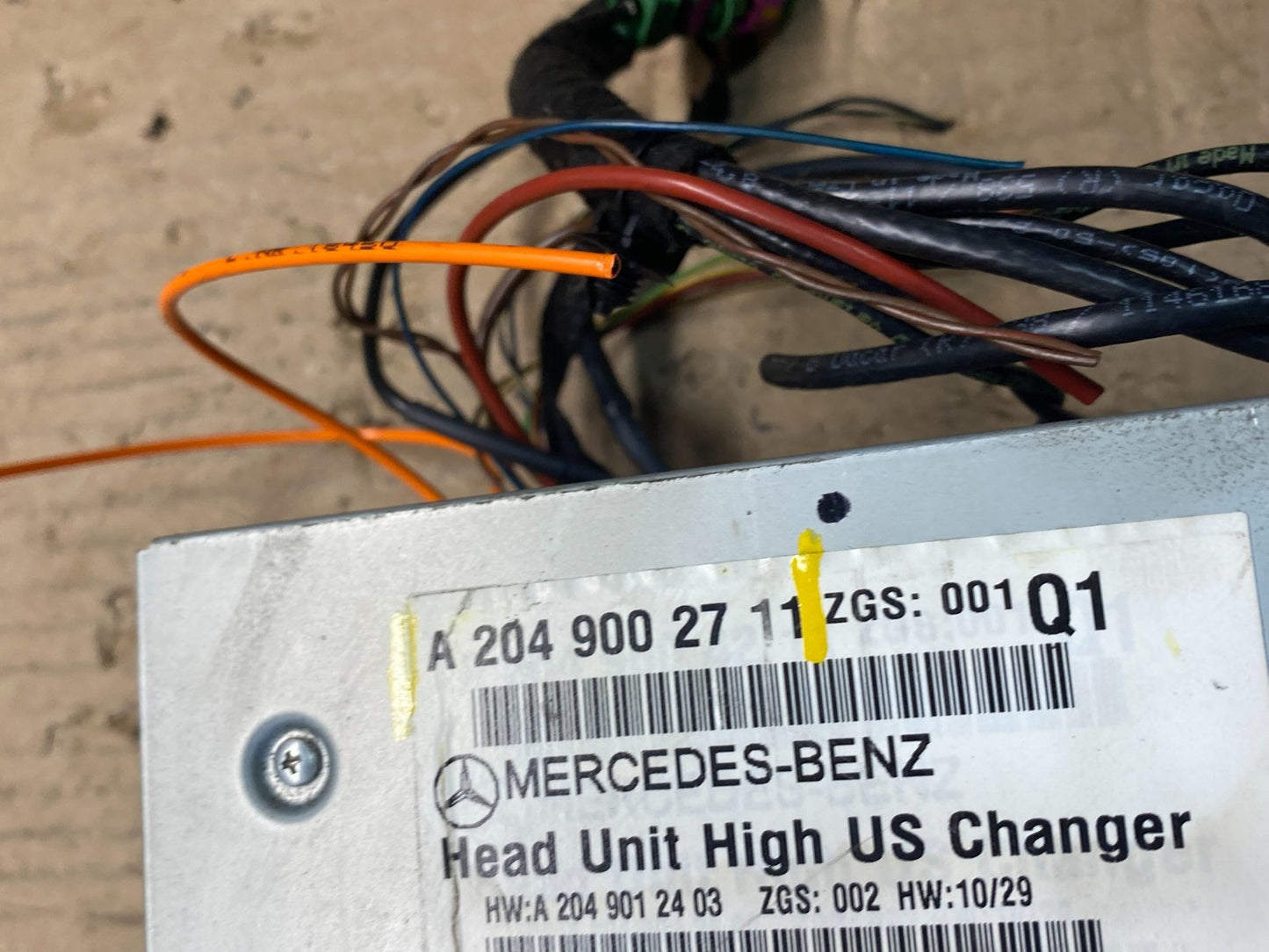 2012 - 2014 Mercedes W204 C250 C300 CD Navigation Command Head Unit t1444 DG5